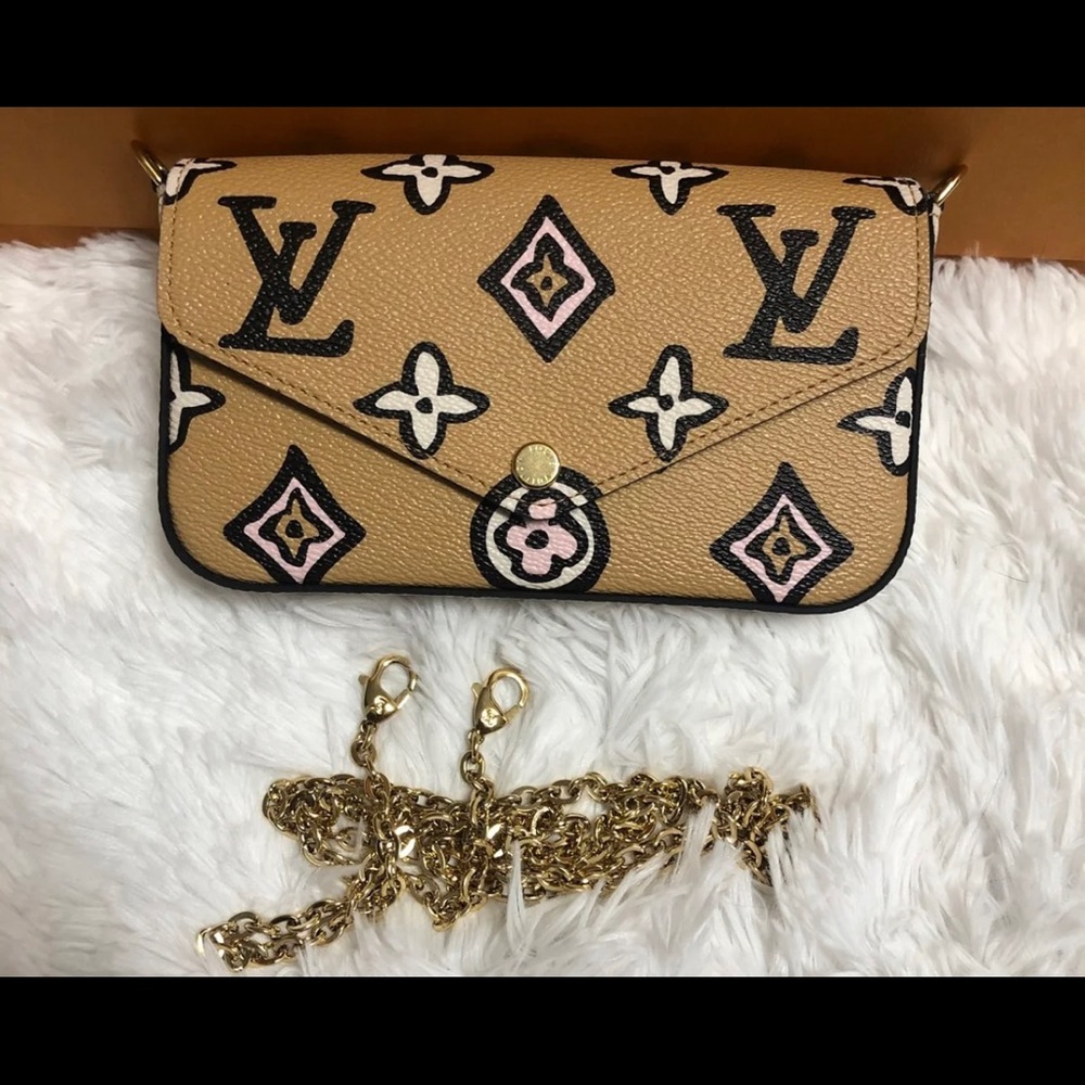 Brand New LOUIS VUITTON MONOGRAM WILD AT HEART FELICIE POUCHETTE